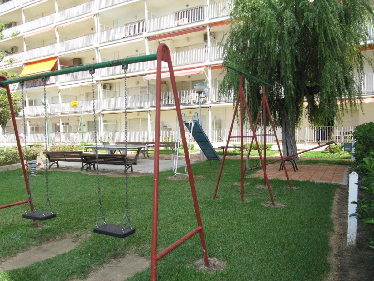 Apartamentos Hesperia Palmyra 萨洛 外观 照片