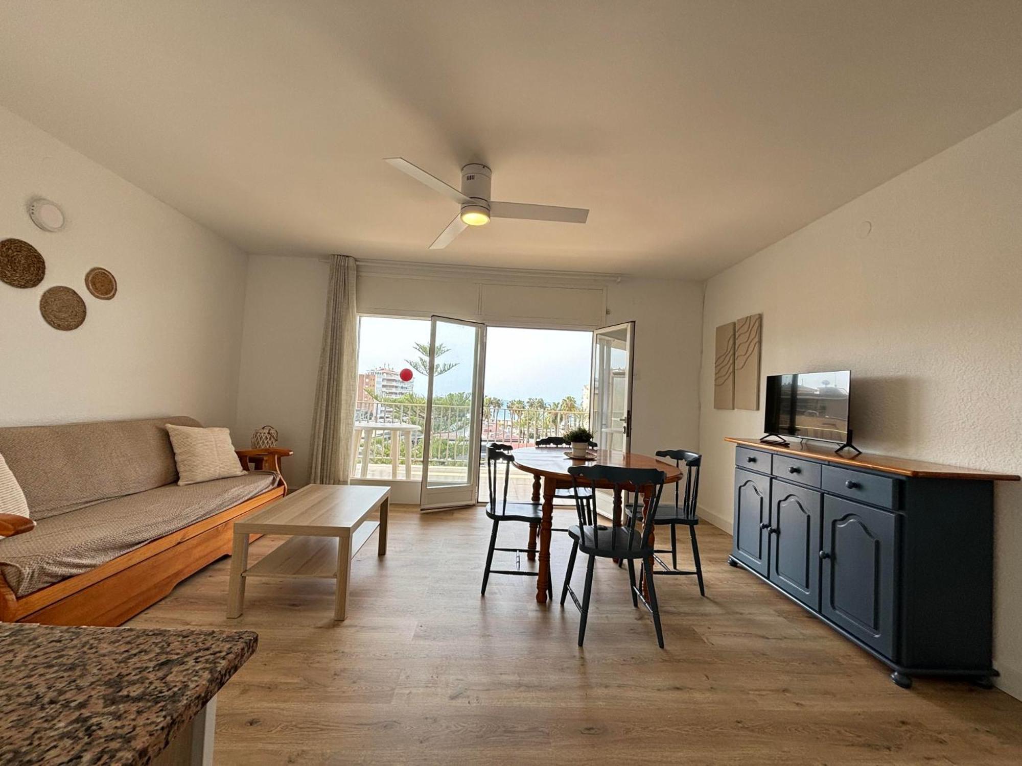 Apartamentos Hesperia Palmyra 萨洛 外观 照片