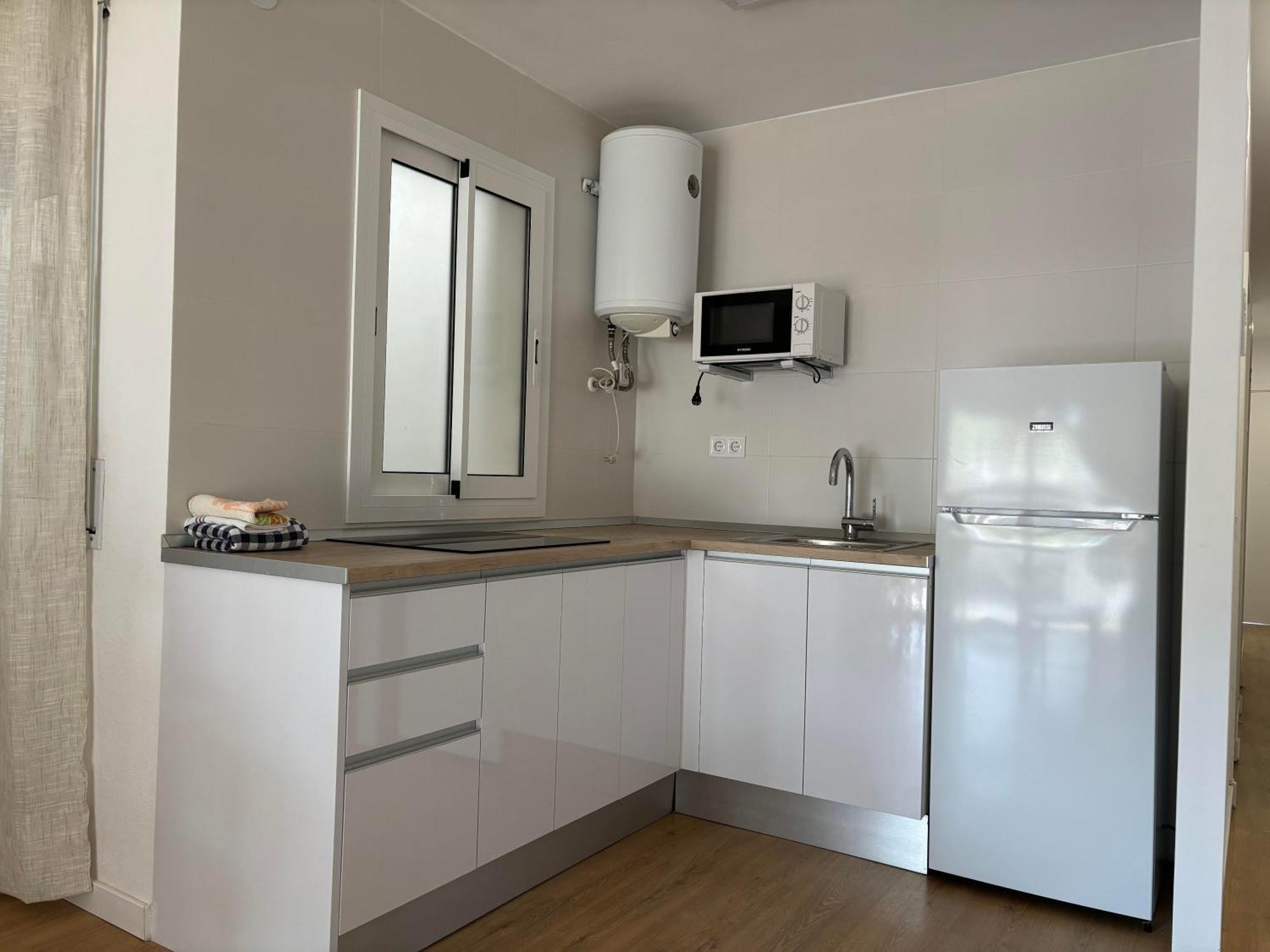 Apartamentos Hesperia Palmyra 萨洛 外观 照片
