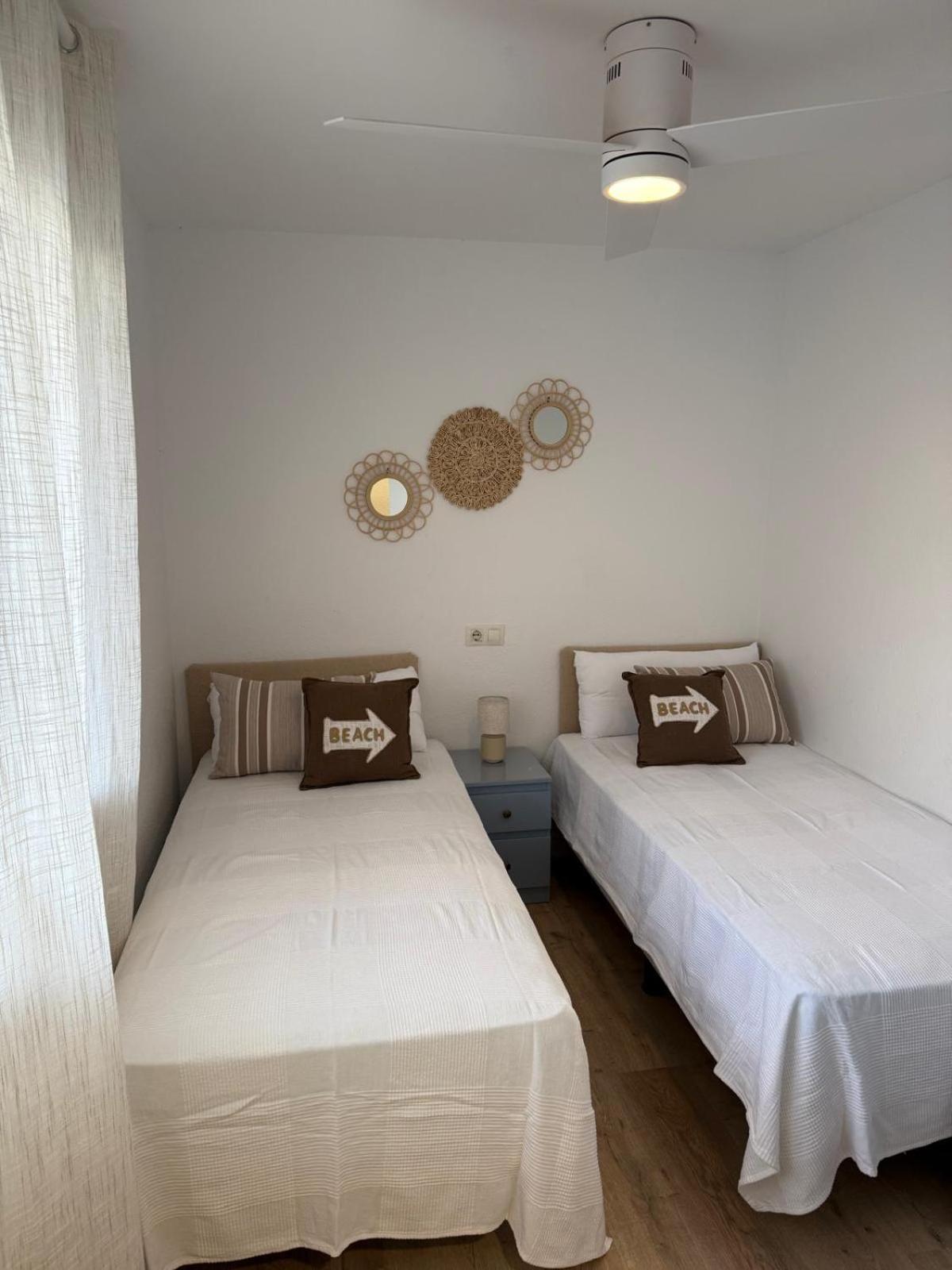 Apartamentos Hesperia Palmyra 萨洛 外观 照片