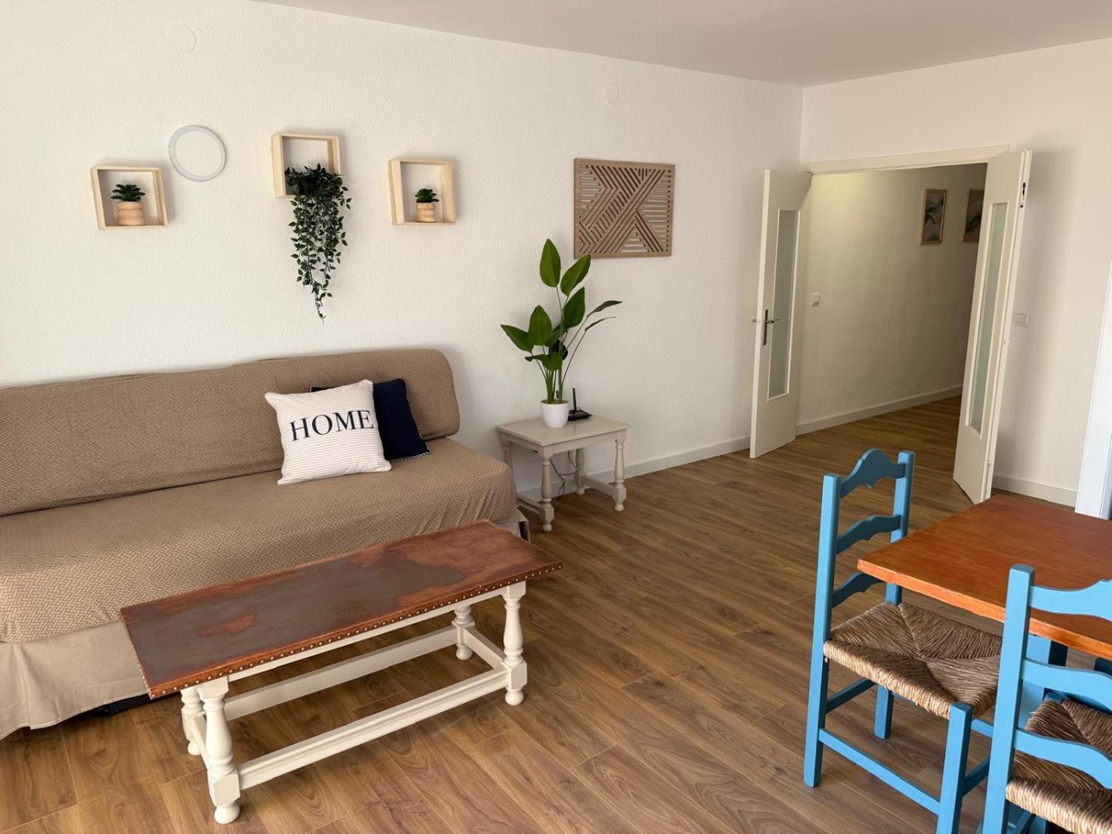 Apartamentos Hesperia Palmyra 萨洛 外观 照片