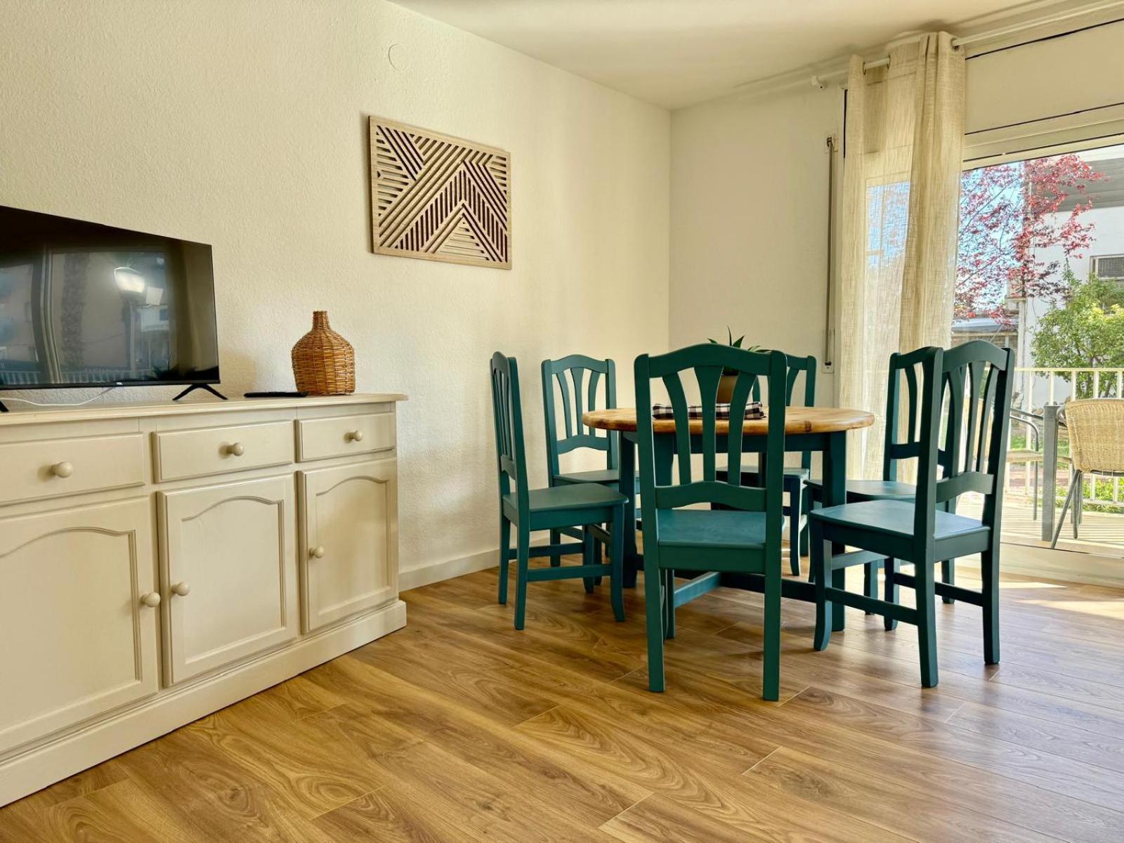 Apartamentos Hesperia Palmyra 萨洛 外观 照片