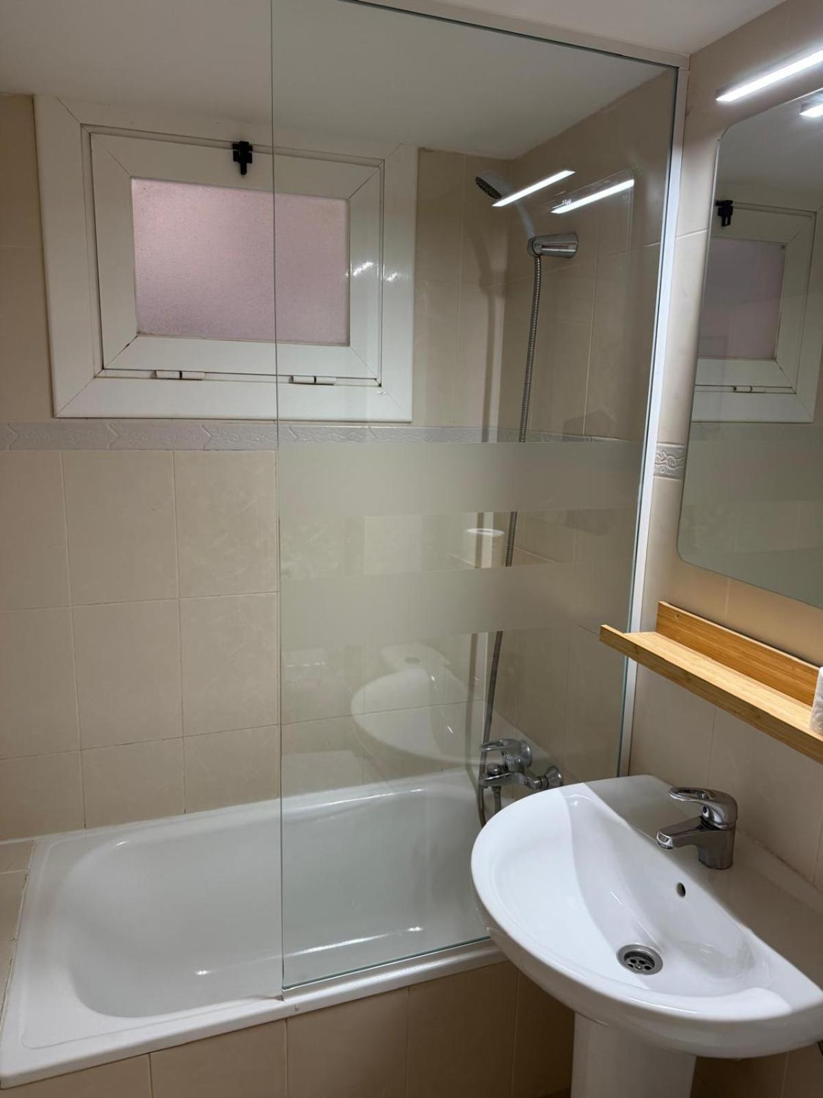 Apartamentos Hesperia Palmyra 萨洛 外观 照片